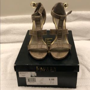 NIB Lauren Florie heels